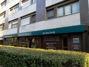 Enseigne Adhésive Institut Beauté Spa Mamabali Paris - Signalétique Vitrine 12 Mètres Avec Lettres Découpées